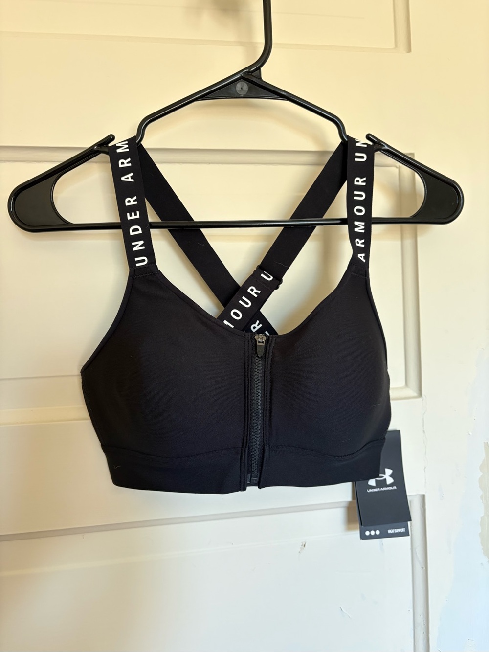 Under Armour Black Front-Zip Crossback Sports Bra
